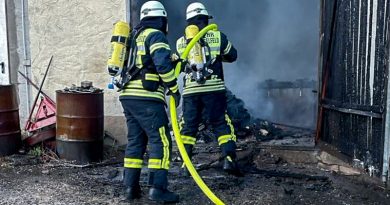 Brand in Sägewerk in Bernroth schnell unter Kontrolle